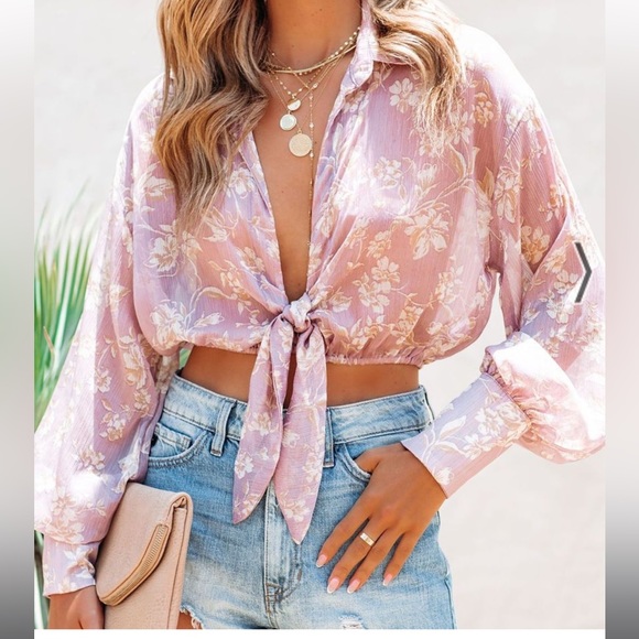 Vici size medium floral chiffon tied crop top. Never worn. Spare button tag on. - Picture 3 of 5